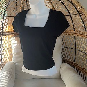 Black square neck crop top